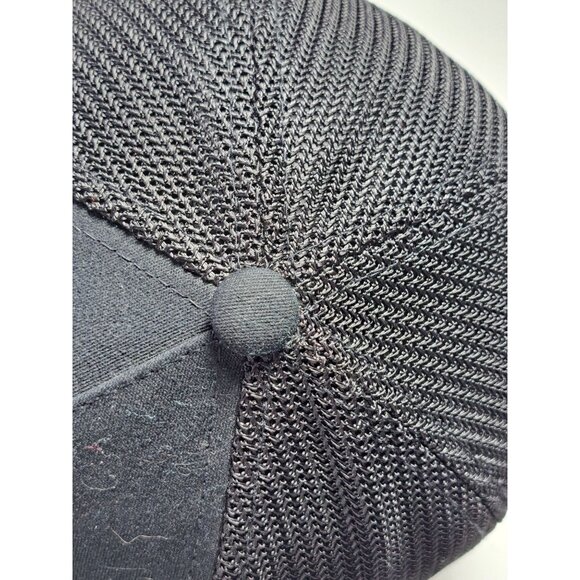 Travis Mathew Flex fit Black Mesh Back Hat S/M Polyester Cotton Spandex Golf - Picture 3 of 7